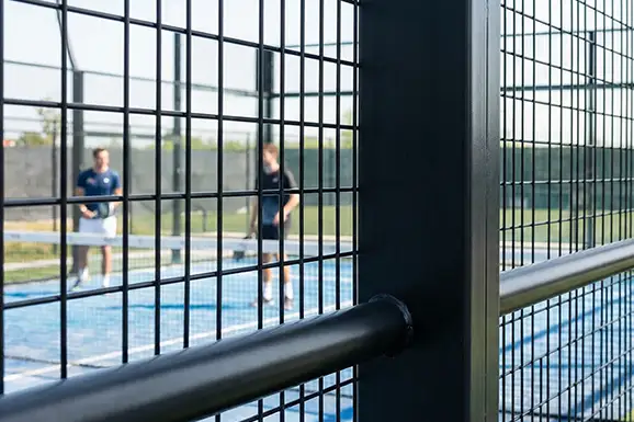 Gitter/Zaun: robust, spielbar, sicher